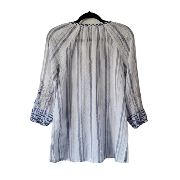 JOHNNY WAS Embroidered Shiloh White Cotton Peasant Blouse Tassle Tie Size Small - Picture 2 of 9